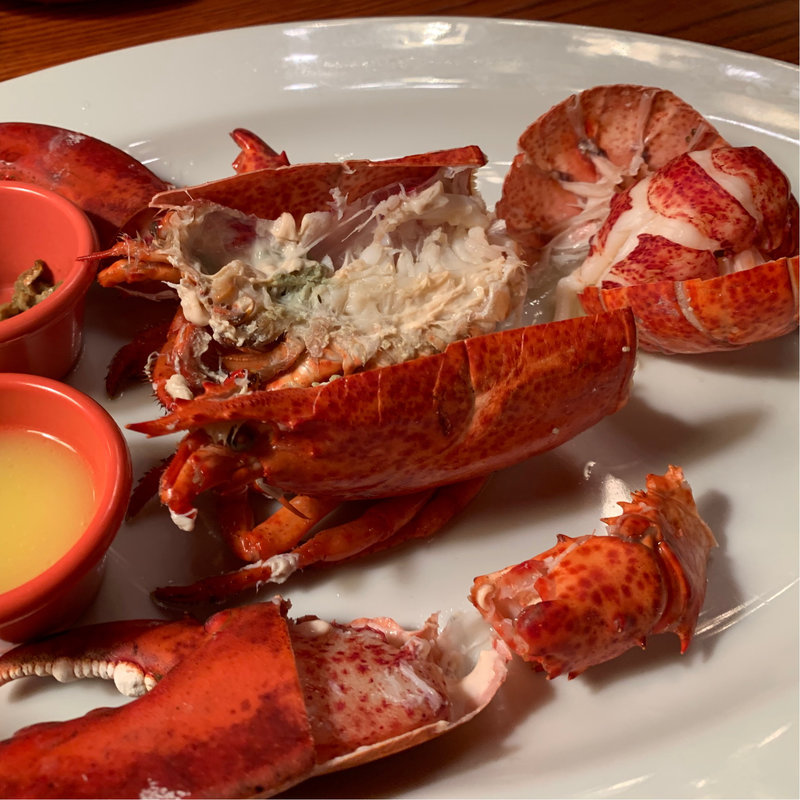 ライブロブスター(レッドロブスター 沖縄北谷店 )