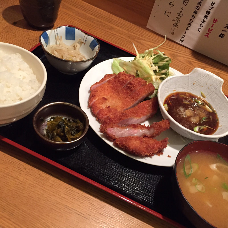 黒豚カツ定食(楽座きあじ)