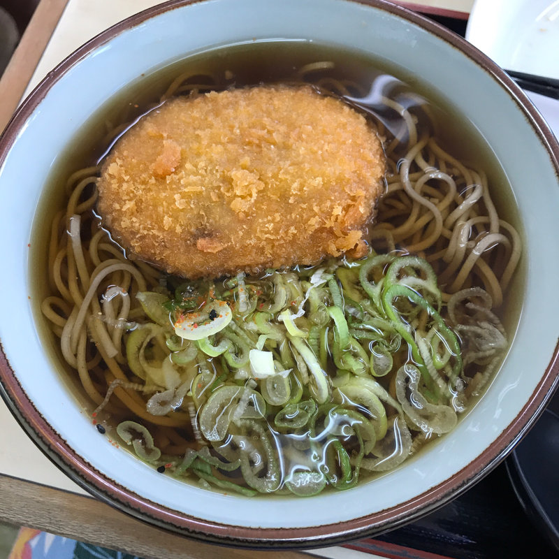 かけそば&コロッケ(都筑パーキングエリア（上り線） 旨処つづき亭 )
