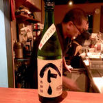 やまとしずく 純米吟醸 美郷錦 直詰瓶火入れ(串揚げ ふくみみ)