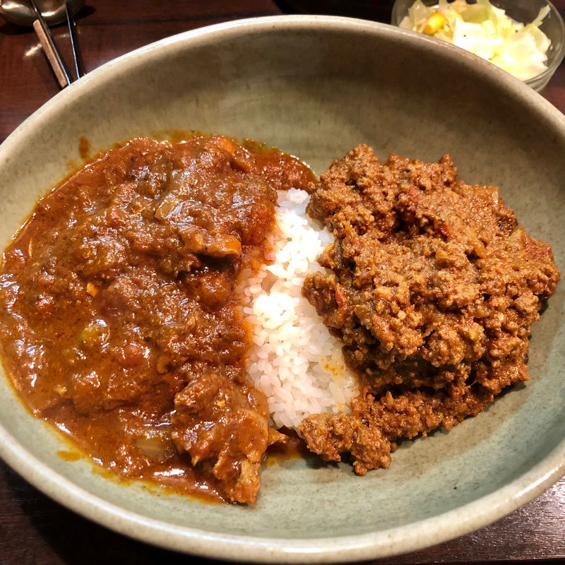 オリジナルチキンカレー キーマカレー ハーフ(カレバカ世紀)