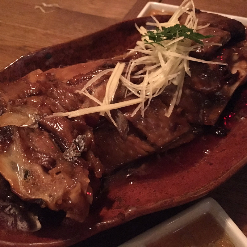 まぐろスペアリブ甘辛煮(小料理バル ドメ)