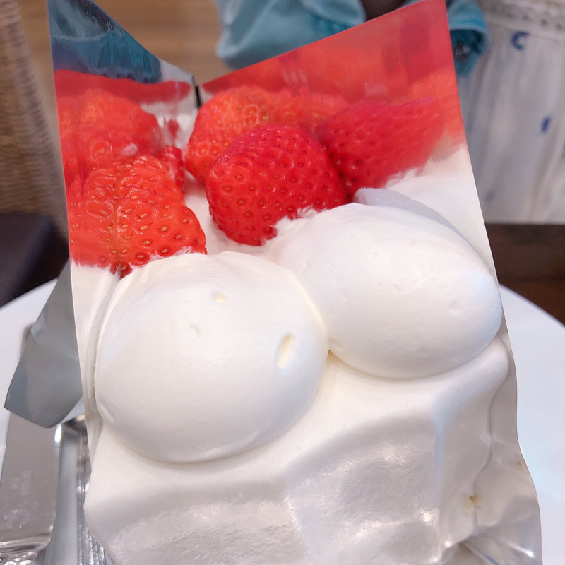 夏いちごのケーキ(HARBS 神戸クレフィ三宮店)