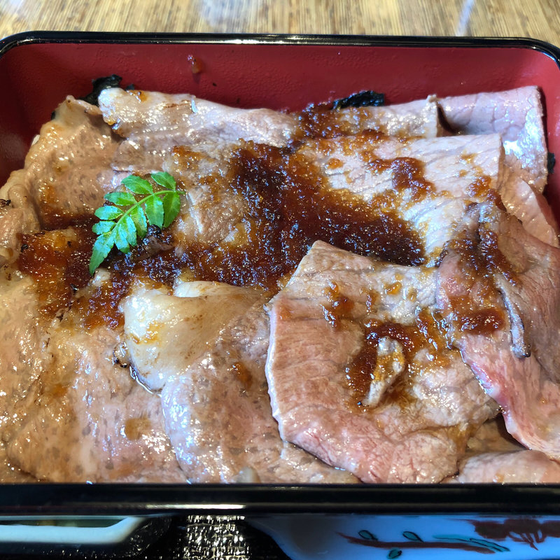 特選黒毛和牛重(日本料理「雲海」Unkai Japanese Restaurant)