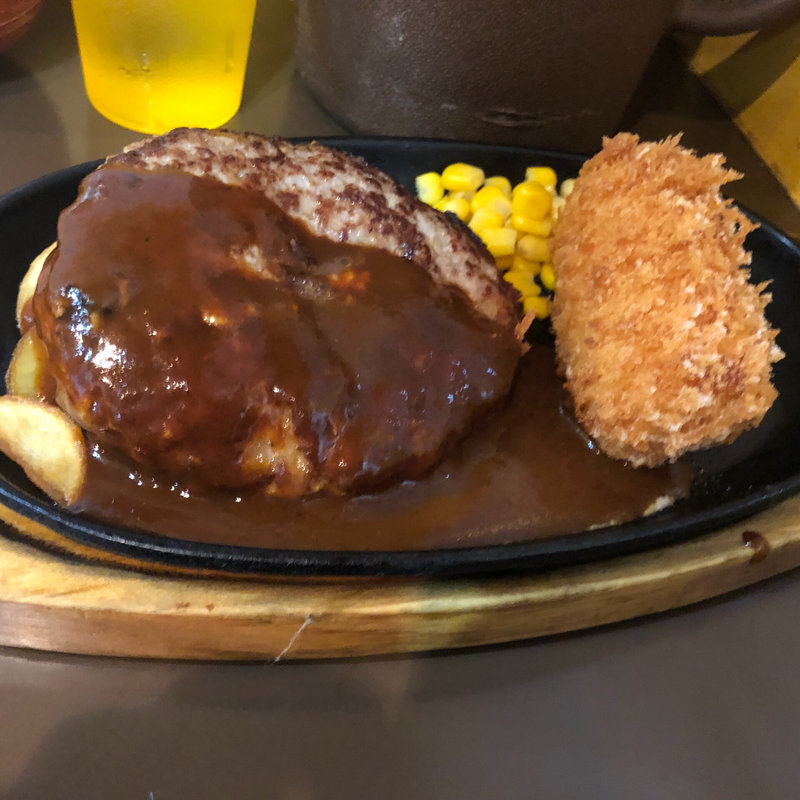 カニクリーム付200gセット(三浦のハンバーグ 御茶ノ水店)