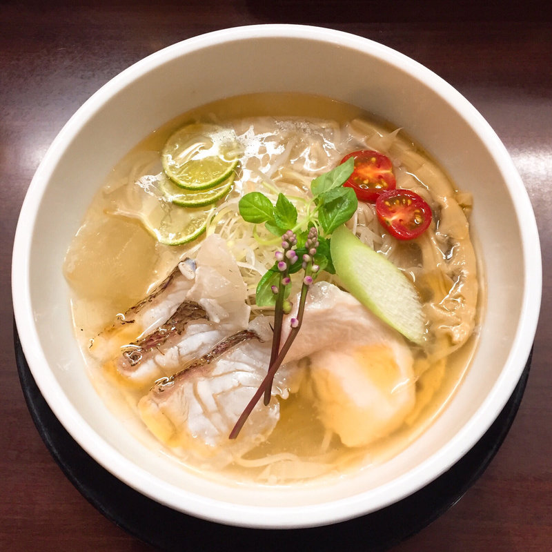 真鯛の冷やしらーめん(麺のようじ)