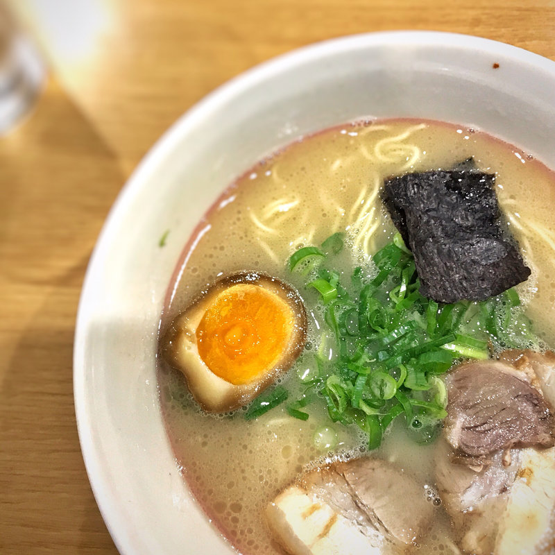 ラーメン(名代ラーメン亭 天神店)