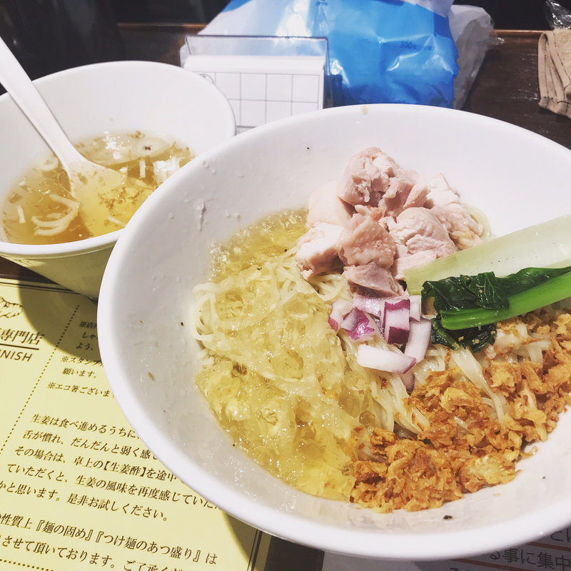 冷たい塩生姜油そば(塩生姜らー麺専門店MANNISH 淡路町本店)