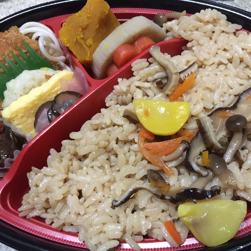 栗きのこご飯弁当(まいばすけっと南6条西7丁目店)