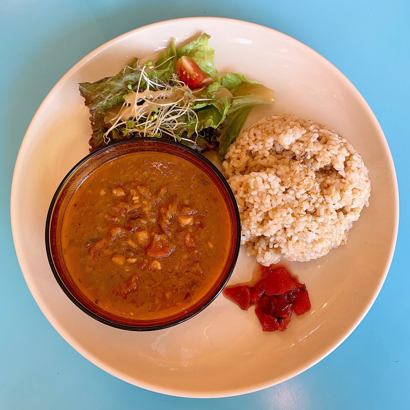 ベジなカレー ミニサラダ付き(Café na.)