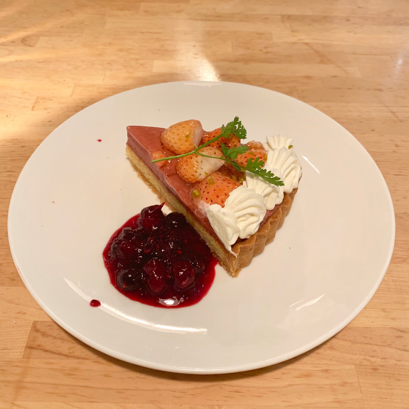 白いちごのタルト(グッドモーニングカフェ 池袋ルミネ店 （GOOD MORNING CAFE）)