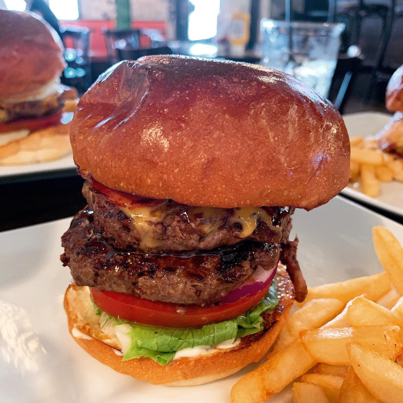 ダブルベーコンチーズバーガー(シェイクツリー バーガー＆バー （shake tree burger&bar）)