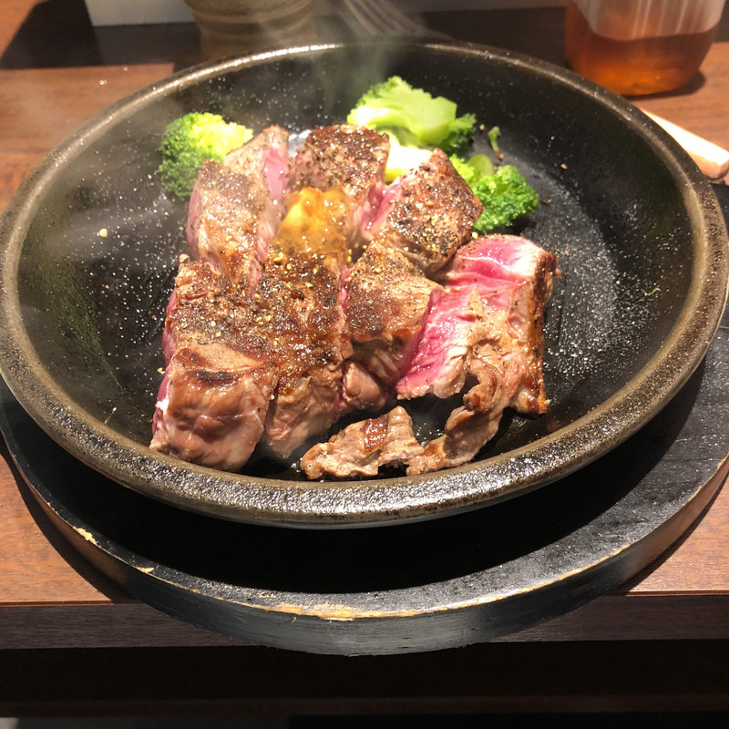 ワイルドステーキ300g(ブロッコリー)(いきなりステーキ 品川シーサイドフォレスト店 )