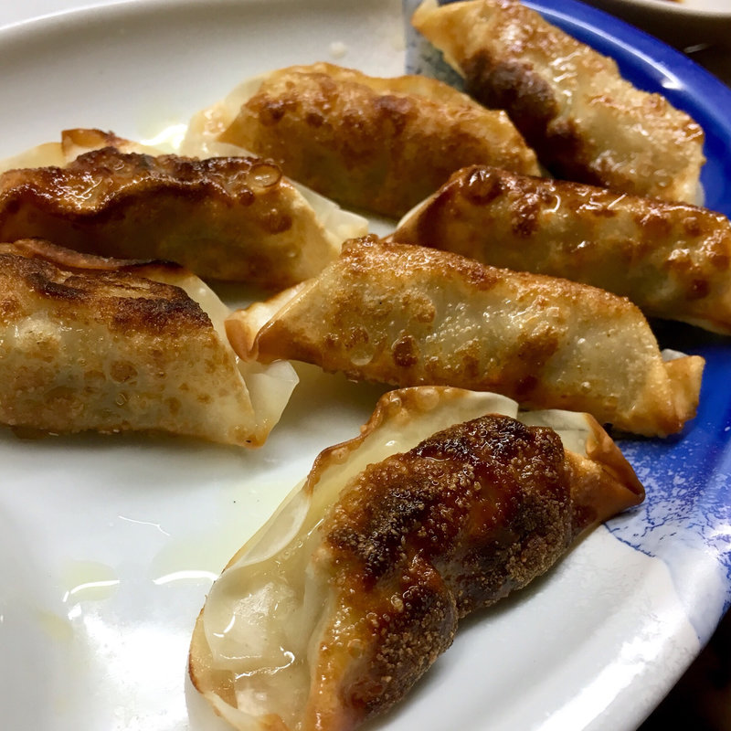 ぎょうざ(居酒屋まりちゃん)