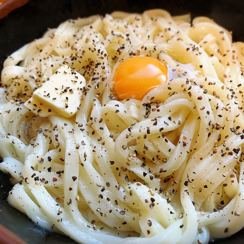 釜バターうどん（大）(手打十段 うどんバカ一代)