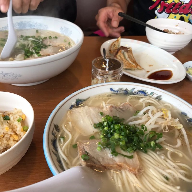ラーメン並(丸新ラーメン 花繰店 )