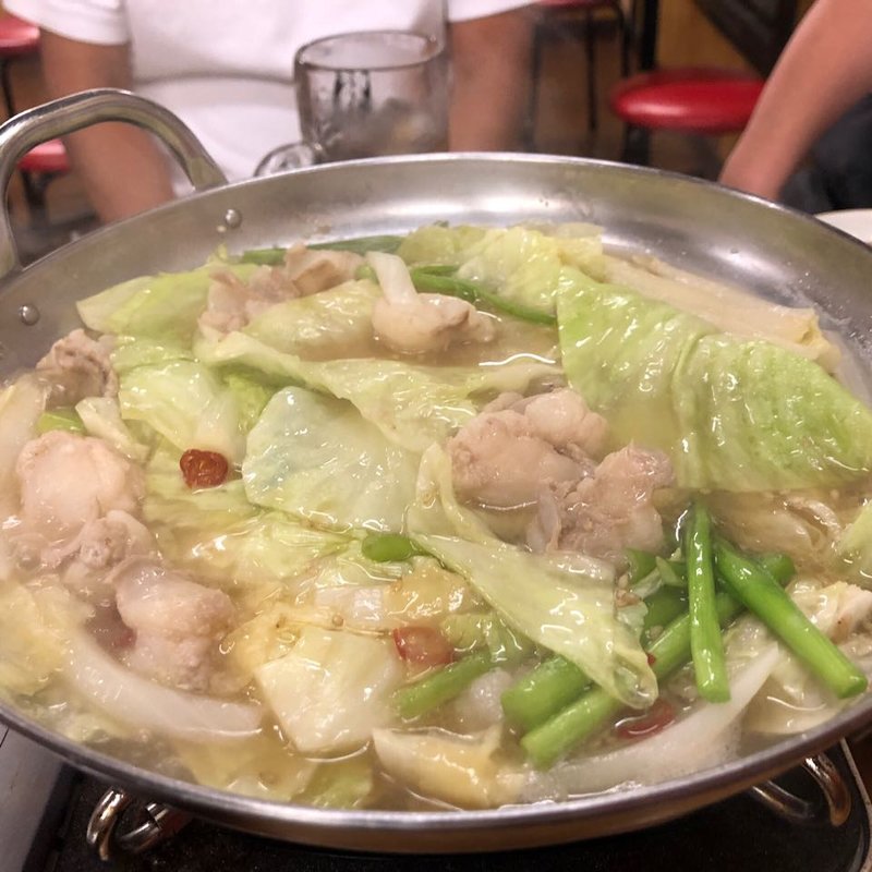 もつ鍋(串屋横丁 もつ焼きセンター 三軒茶屋店)