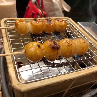 焼き団子(甘味喫茶 おかげ庵 横浜ランドマークプラザ店)
