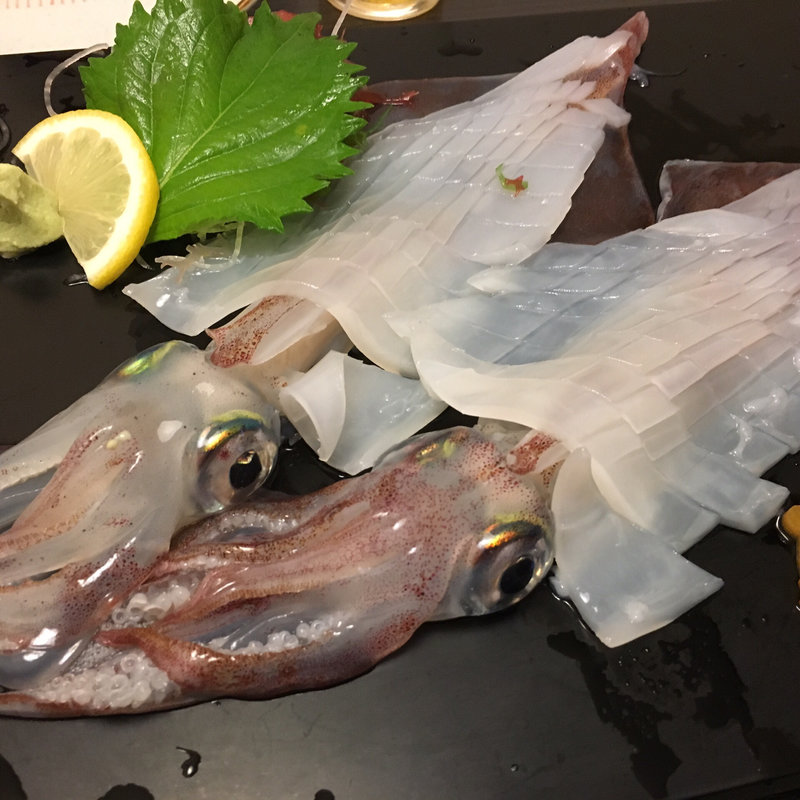 イカの活き造り(庶民の料亭ささいずみ)