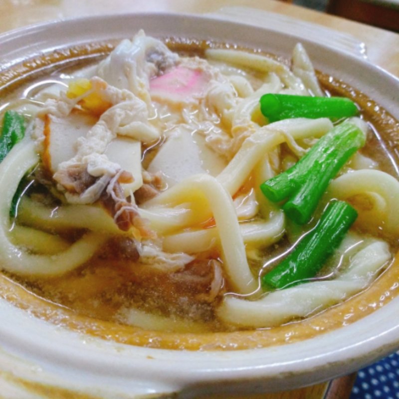 鍋焼きうどん(玉子入り)(八千代食堂 )