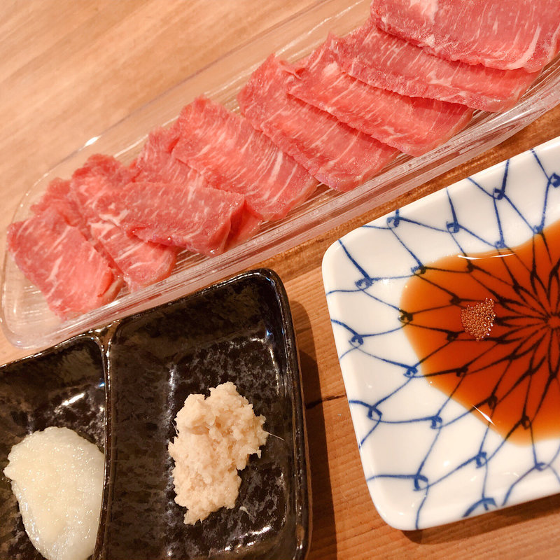 馬刺し(やきとり富せん)