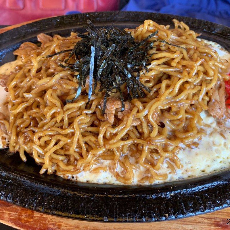 鉄板焼きそば(カフェ メルス 猪子石店)