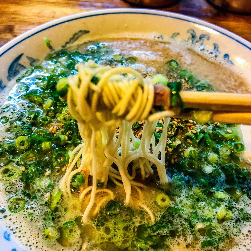ねぎラーメン(博多ラーメン ばりこて)