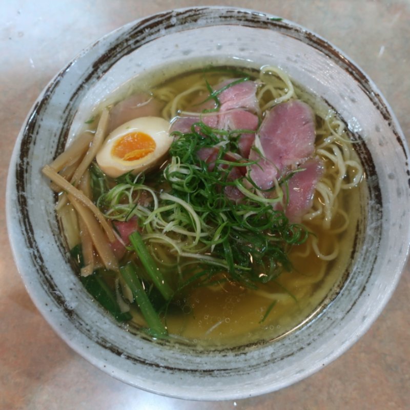 地鶏鳥塩ラーメン(虎一番 （とらいちばん）)