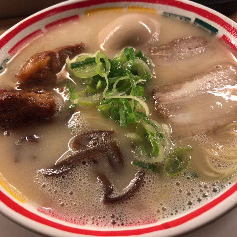 ぼんしゃん(角肉、半熟味玉)(九州じゃんがら 赤坂店)