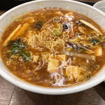 酸辣湯麺(紫金飯店 原宿店)