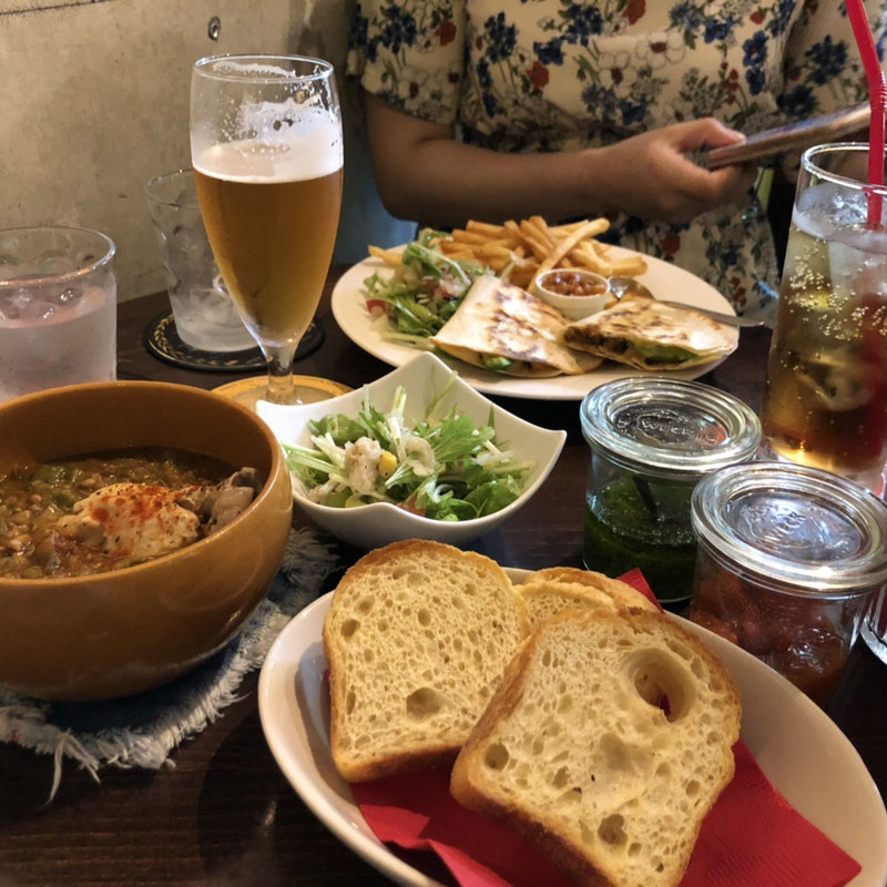 チキンガンボ(月光荘サロン 月のはなれ)