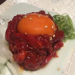 幻のユッケ(肉匠 牛虎 西中島店)
