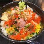 海鮮ちらし丼(まぐろ市場 上野アメ横店)