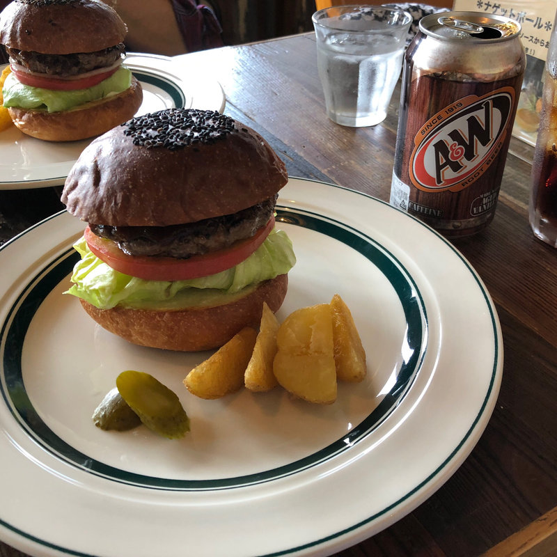 ハンバーガー(デリボーイ ブロス ハンバーガー （Deli☆Boy BROS. HAMBURGER）)