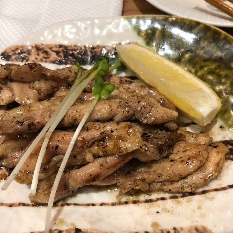 せせり炙り(酒房 ワビスケ ルシアス店)