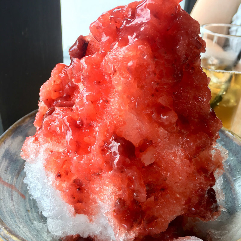 かき氷 いちご(松華堂菓子店 )