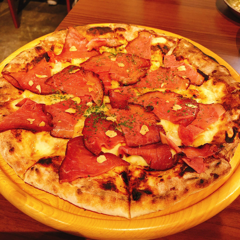 ローストビーフピザ(堺筋本町給油所 一号店)