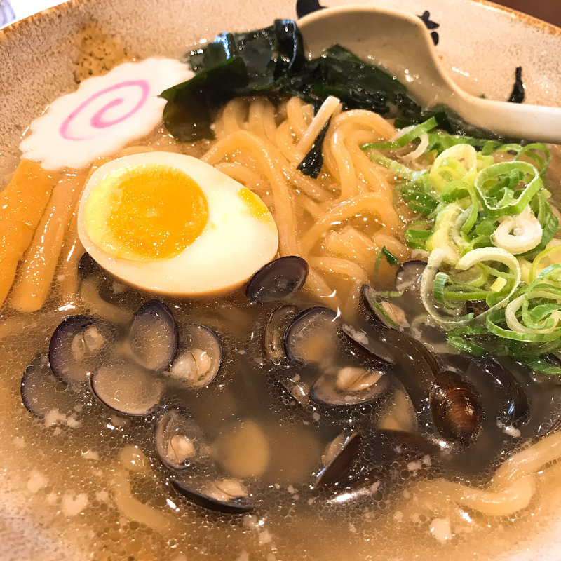 しじみラーメン(越後秘蔵麺 無尽蔵 こいわ家)