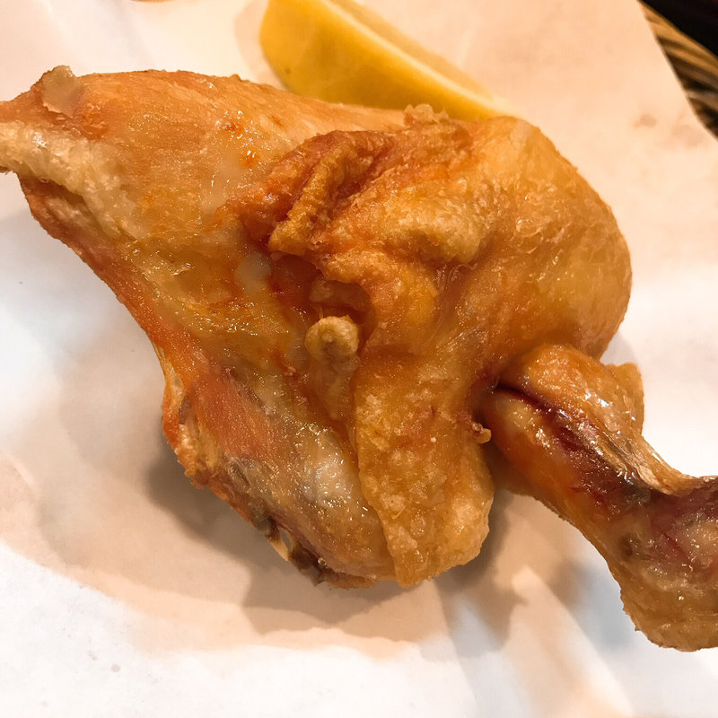 大山鶏のひな素揚げ(素揚げや)
