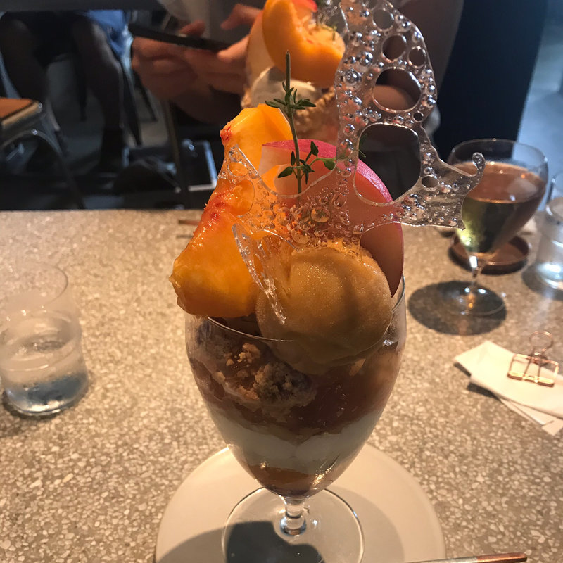 パルフェ ペシュ(PATISSERIE ASAKO IWAYANAGI)