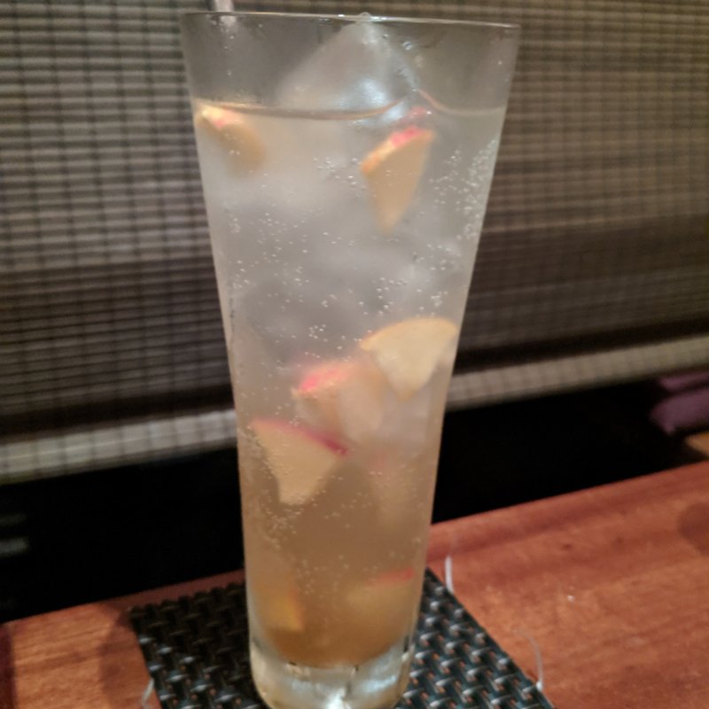 漬け込みリンゴサワー（ふじ）(わったりぼうず )