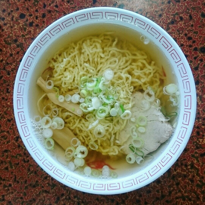 中華そば(鶴亀屋食堂 （名物マグロ丼）)