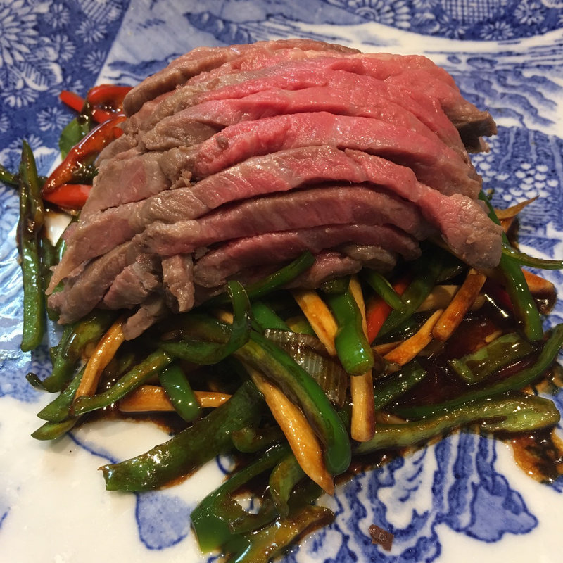 空心流 上州和牛イチボの青椒牛肉絲(酒中花 空心  （シュチュウカ クウシン）)