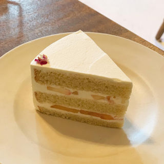 桃のショートケーキ(カワタ製菓店)
