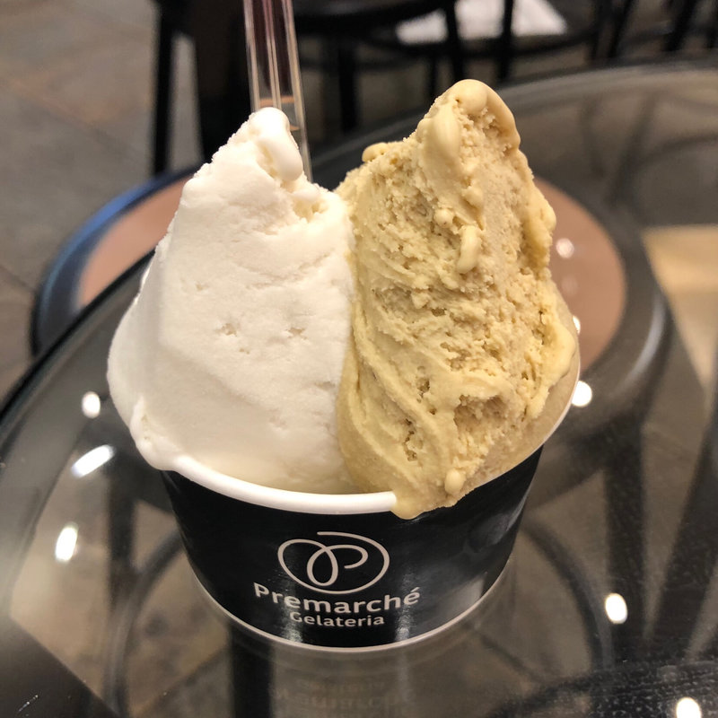 ココナッツ&ピスタチオ(プレマルシェジェラテリア)