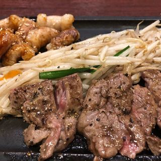 ミスジ&丸腸定食(鉄板焼天神ホルモンS 中洲川端店)