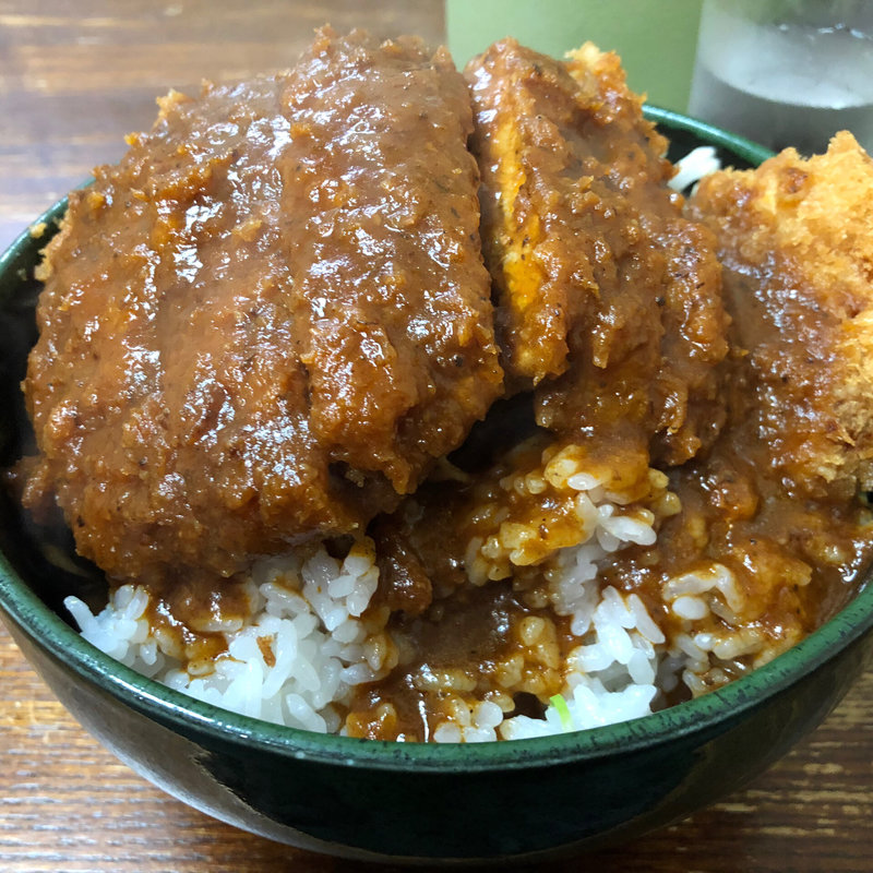 (喰いもん屋 夜食呈 )