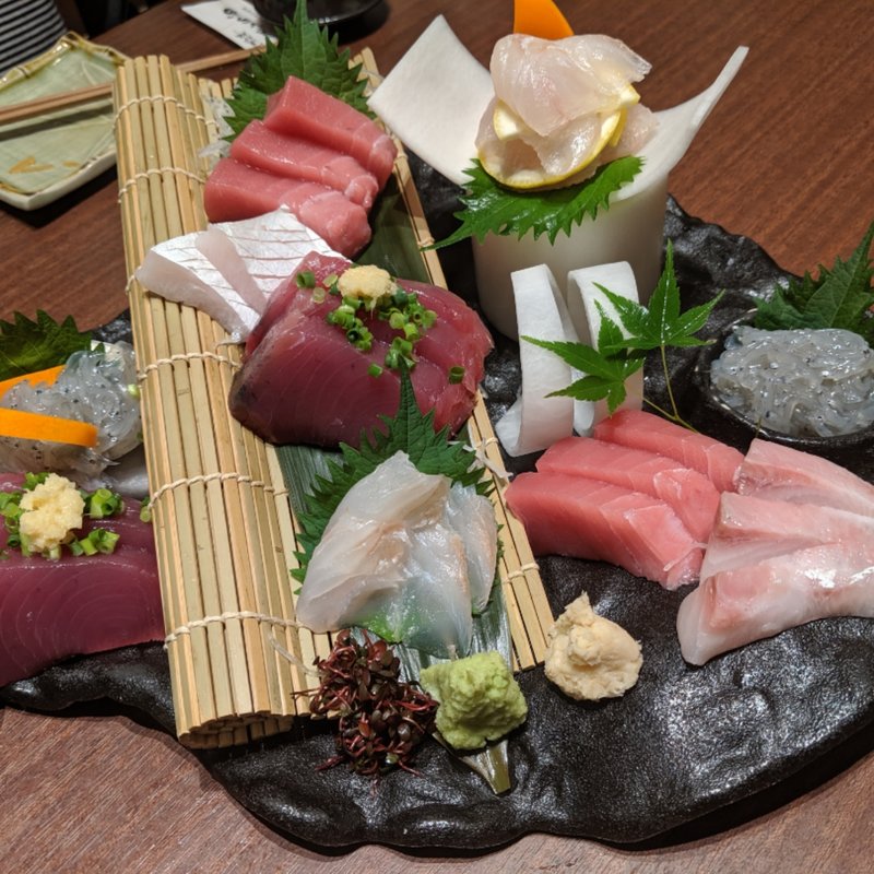 鮮魚の五点盛り(ときしらず 品川店)