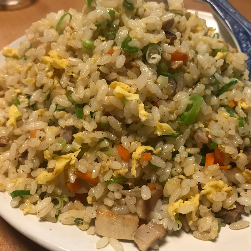 五目チャーハン(美龍 （メイロン）)
