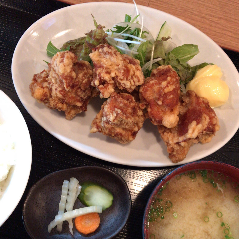 若鶏からあげ定食(居酒屋 七ツ半)